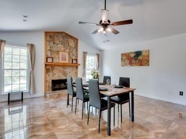 Room for rent in Red Oak, Georgia