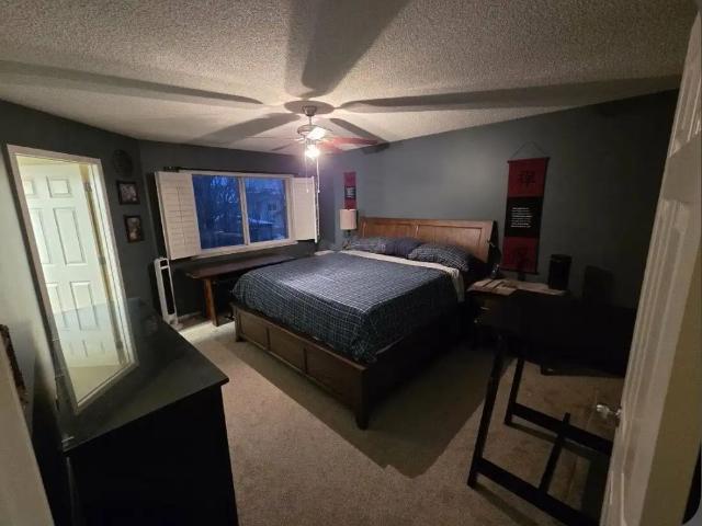 Room for rent in Inverness, Calgary