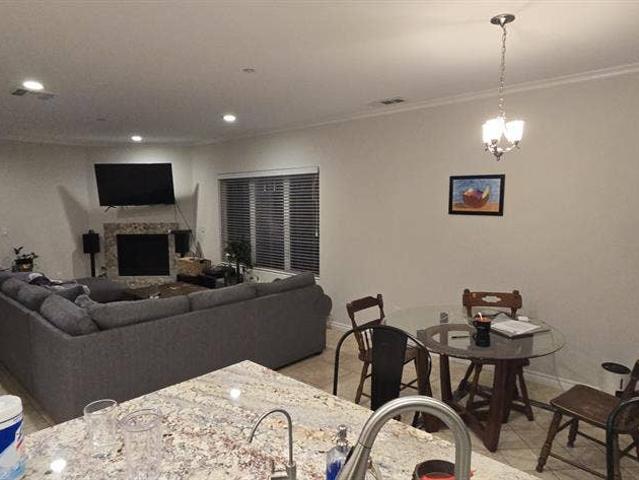 Room for rent in Redondo Beach, California