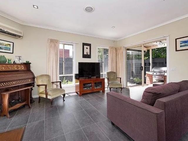 Apartment for rent in Clarinda, Melbourne