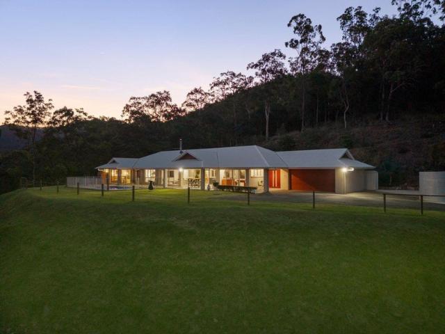Cottage for sale in Toombul, Queensland