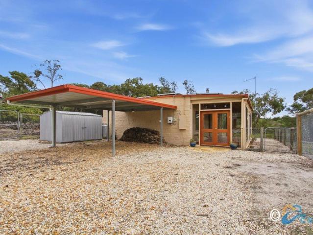 House for sale in Loch Sport, Victoria