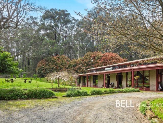 Cottage for sale in Gembrook, Melbourne