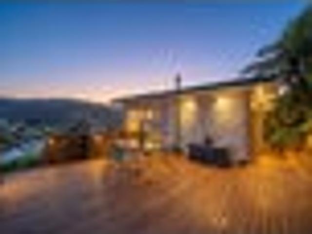 House for sale in Days Bay, Wellington