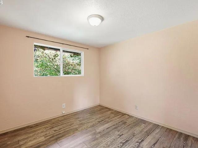 Room for rent in Oregonia