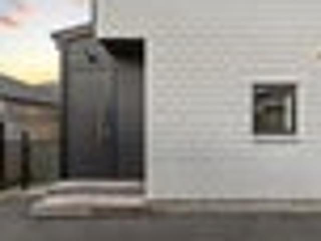 House for sale in Chaslands, Canterbury