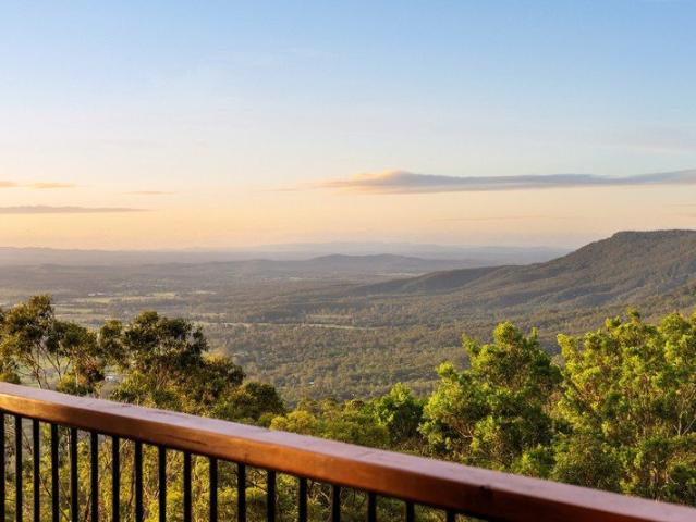 Cottage for rent in Canungra, Queensland