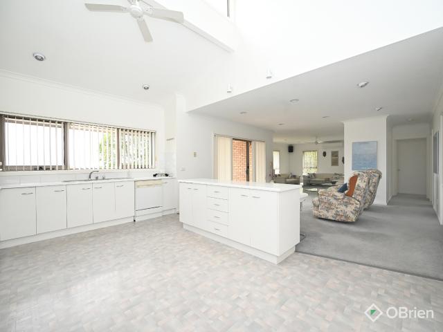House for sale in Wy Yung, Victoria
