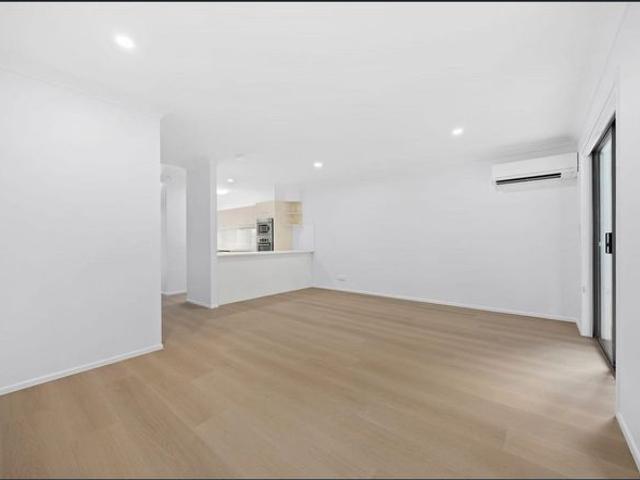 Townhouse for rent in Fernbrook, Queensland