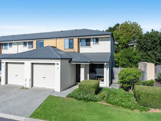 Townhouse for sale in Toombul, Queensland