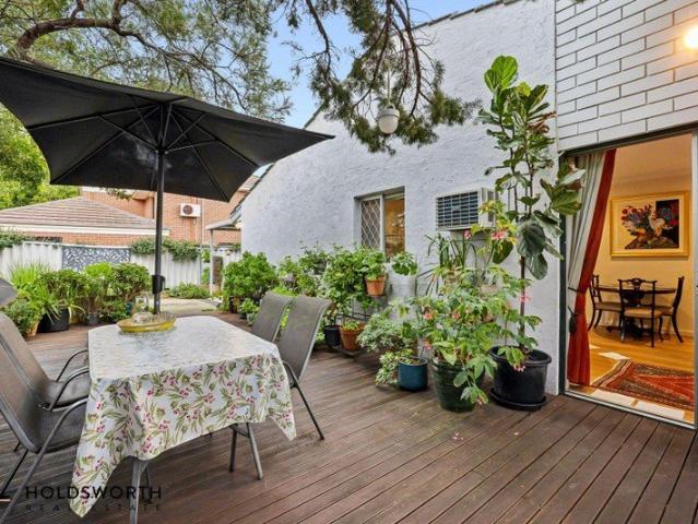Villa for sale in Stirling, Western Australia