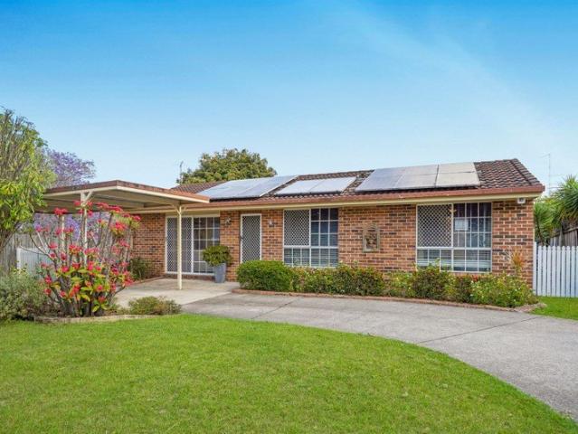 Villa for sale in Underwood, Greater Brisbane