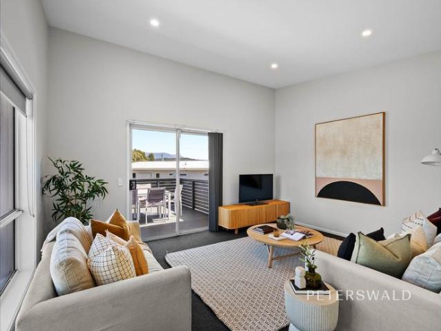 House for rent in Oakdowns, Hobart