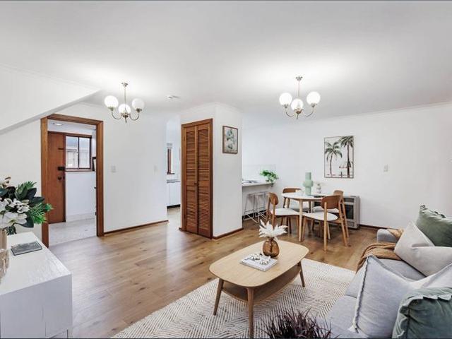 Townhouse for rent in Horseshoe Creek, South Australia