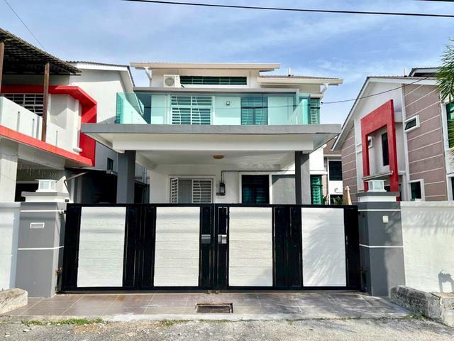 Residential House for sale in Malaka