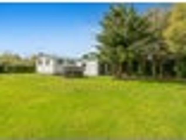 House for sale in Riverview, Rodney