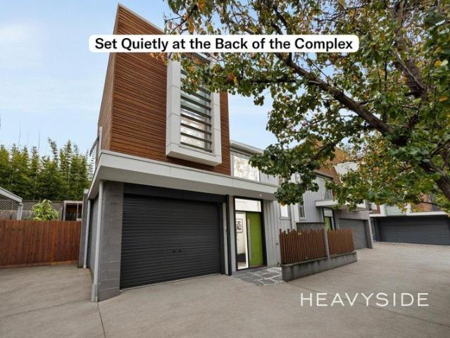 Townhouse for sale in Camerons Creek, Victoria