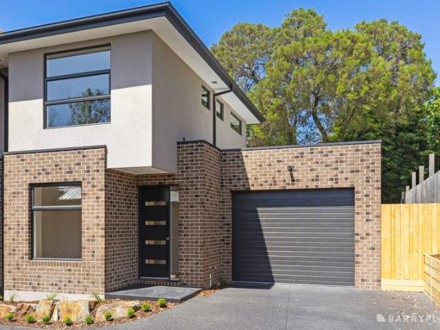 Townhouse for sale in Camerons Creek, Victoria