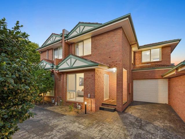 Townhouse for sale in Camerons Creek, Victoria