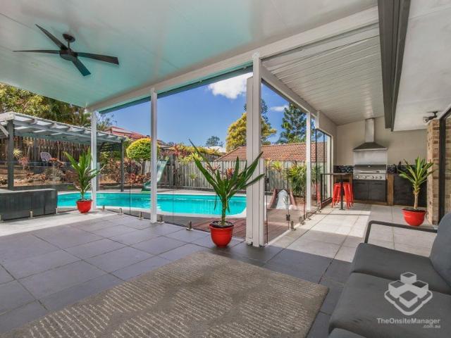 House for sale in Pacific Pines, Gold Coast City
