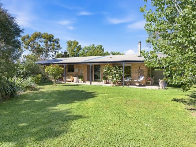 Cottage for sale in Molyullah, Mollyullah