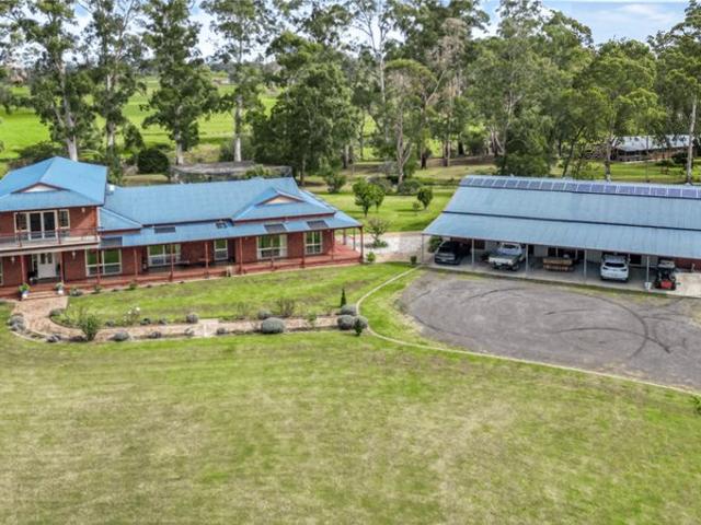 Cottage for sale in Tanjil South, Victoria