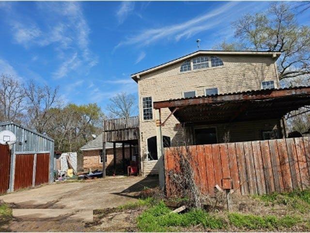 House for sale in Hunt, Texas