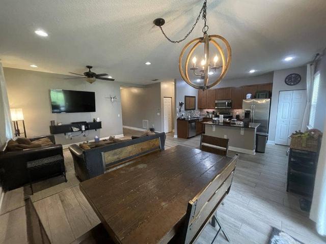 Room for rent in Deering Innovation Park, New Smyrna Beach