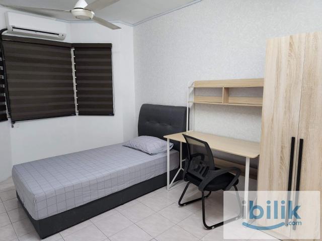 Room for rent in Seksyen U4, Shah Alam