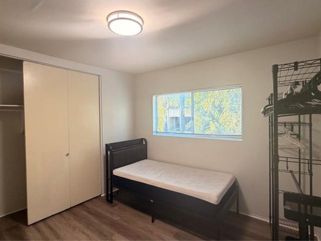 Room for rent in Pasadena, California