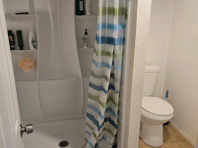Room for rent in Logan Heights, San Diego