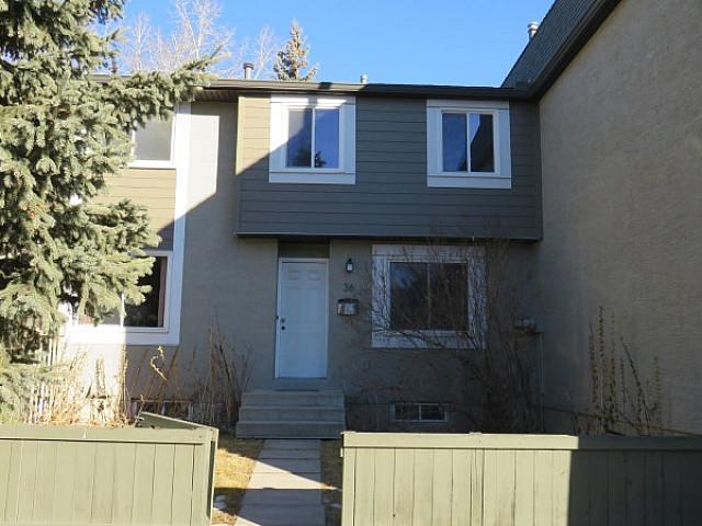 Townhouse for rent in Northwest, Alberta