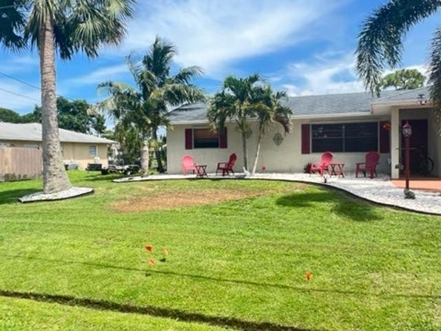 Room for rent in Port Saint Lucie, Florida