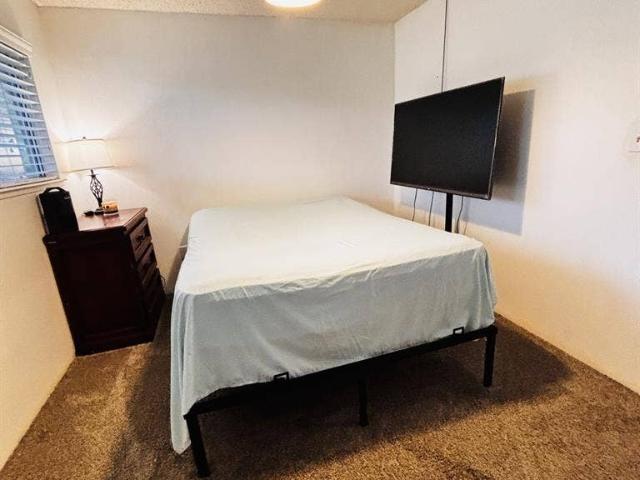 Room for rent in California