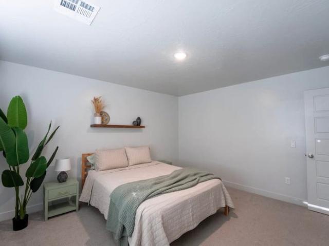 Room for rent in Saint George, Utah
