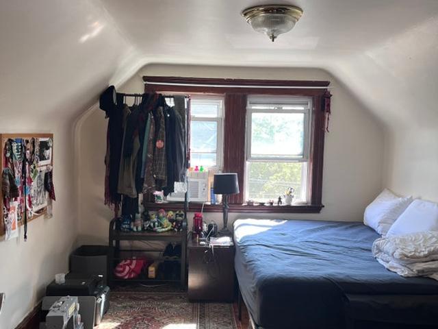 Room for rent in Barry's Corner, Boston