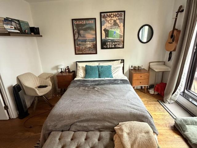Room for rent in Arverne, New York