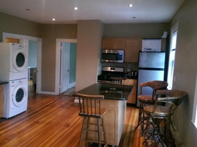 Room for rent in Brookline, Massachusetts