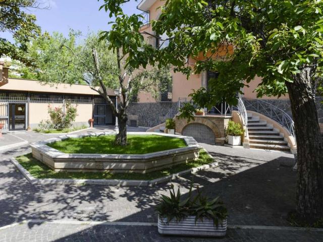 Stanza in affitto a Municipio Roma XI, Roma Capitale