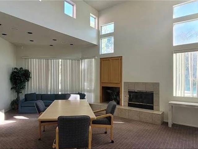 Room for rent in Lancaster, California