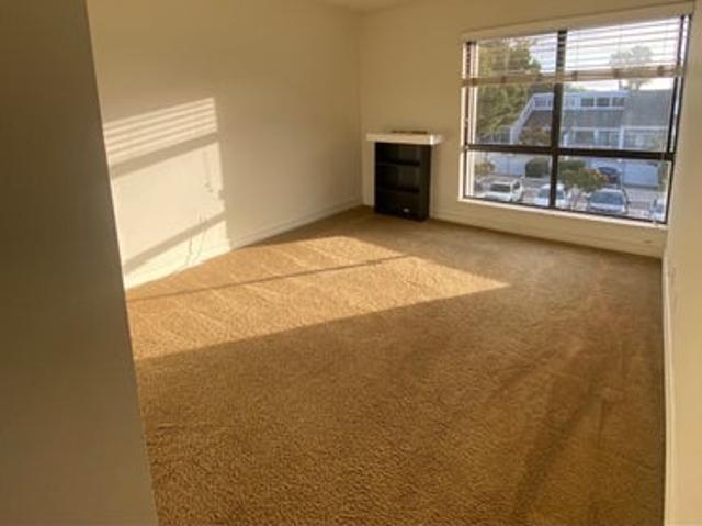 Room for rent in Corona Del Mar, California