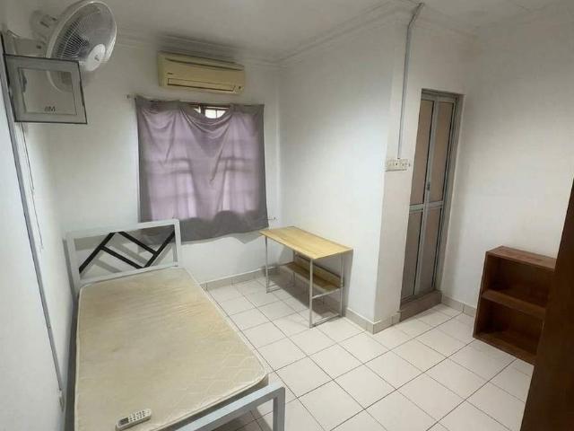 Room for rent in PJU 6, Petaling Jaya