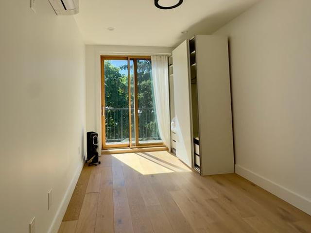 Room for rent in Arverne, New York