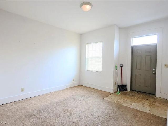 Room for rent in Summit, Ohio