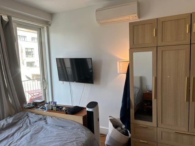 Room for rent in Arverne, New York