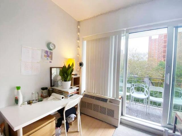 Room for rent in Arverne, New York
