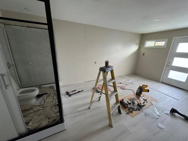 Room for rent in Long Beach Room for rent in Long Beach
