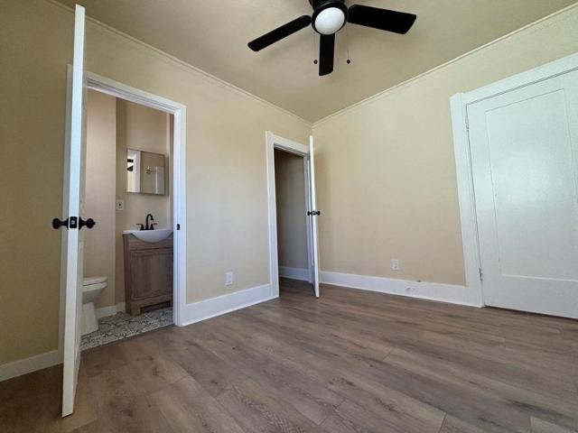 Room for rent in Canoga Park, California