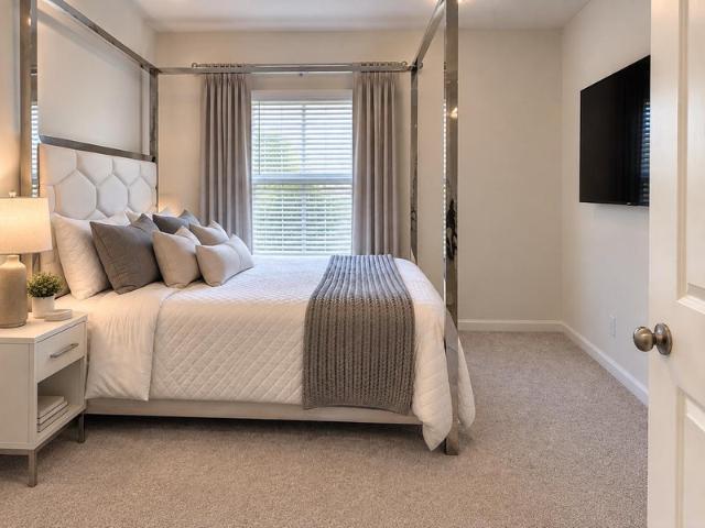 Room for rent in Paces Lakes, Atlanta