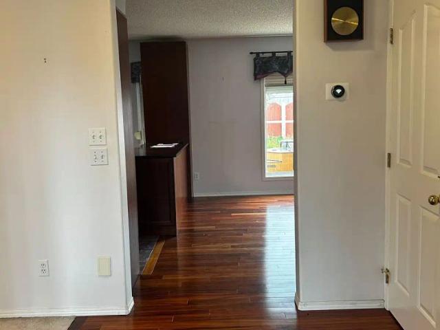Room for rent in Southwood, Edmonton